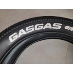 НОВИ външни гуми за фет байк GASGAS 20 цола